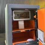 LIBERTY SMART SAFE BOX LB50S WITH FINGERPRINT AND FIREPROOF PROTECTION - Image 3